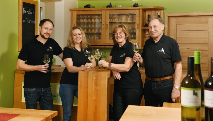Familie Mees - Weingut Kirchberg-Hof