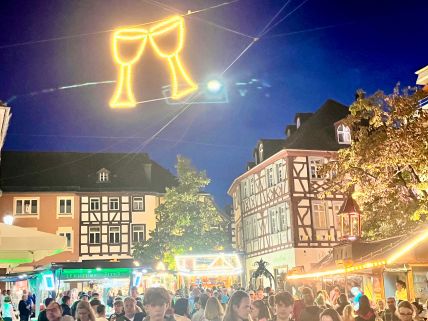 Alzeyer Winzerfestgeschichten (inkl. 0,1l Wein pro Person)