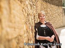 Magd am Alzeyer Schloss